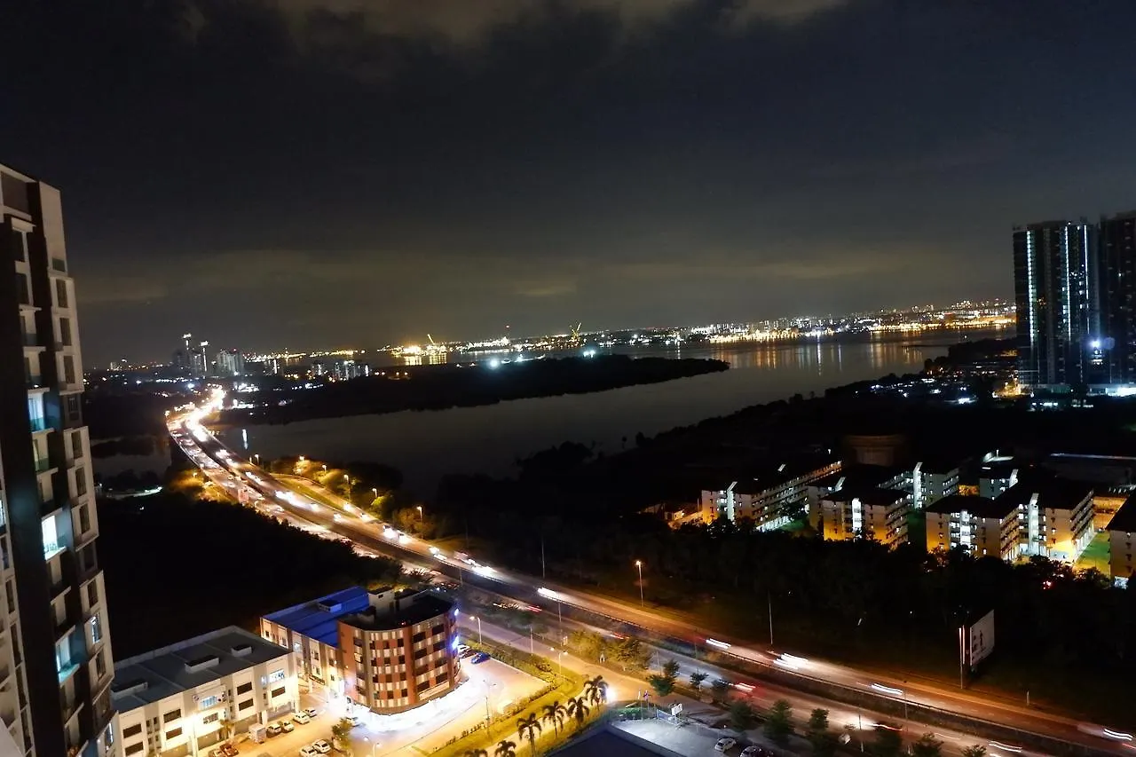 Rentostay Bayu Puteri Apartment-Crescent Bay Suites 조호르 바루 아파트