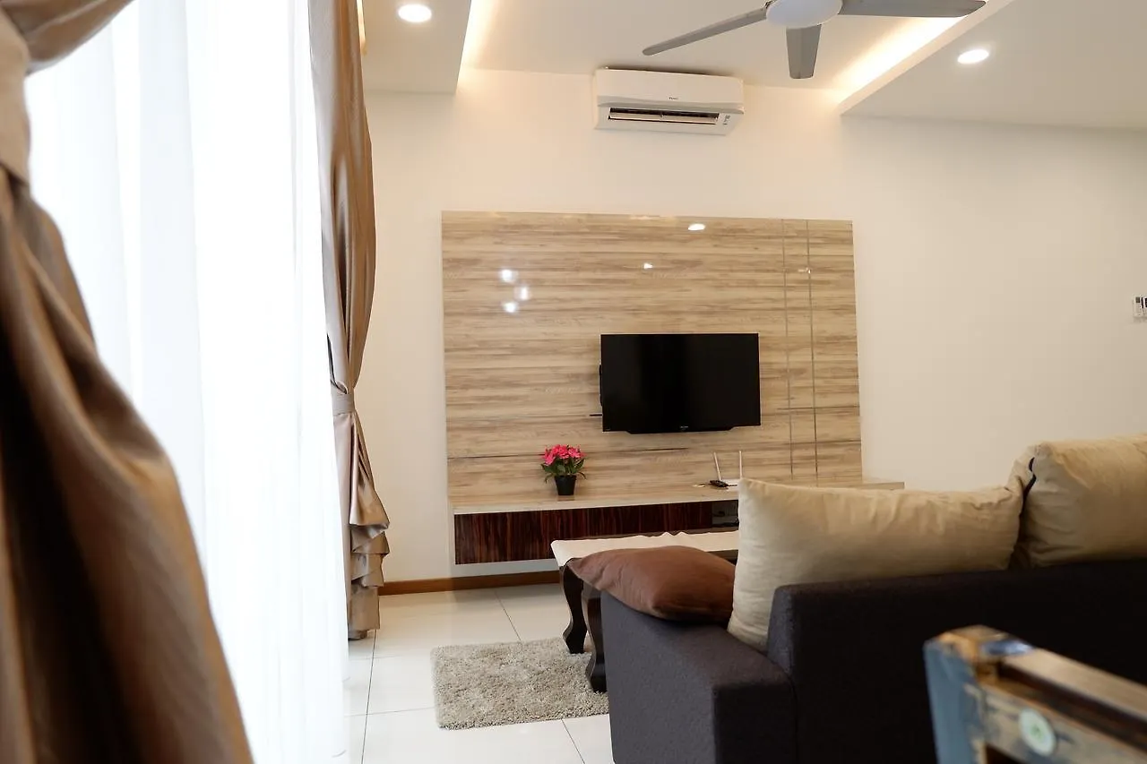 Rentostay Bayu Puteri Apartment-Crescent Bay Suites Johor Bahru Lägenhet