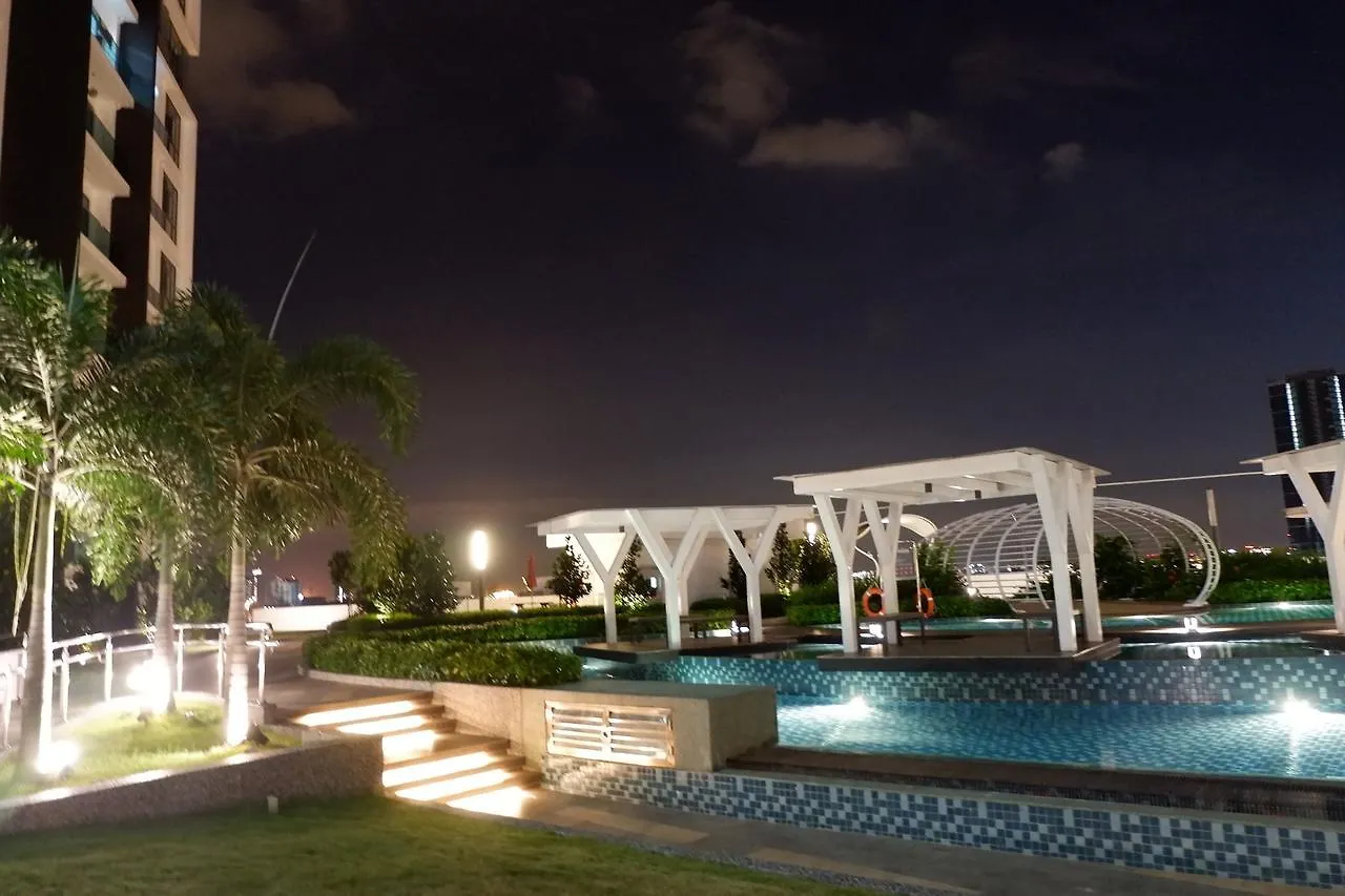 Rentostay Bayu Puteri Apartment-Crescent Bay Suites Johor Bahru